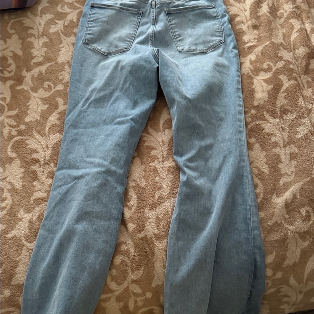 Lucky Brand Light Wash Flared Jeans - Picture 2 of 3